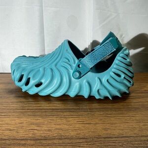 Size 6M 8W- Crocs Pollex Clog By SALEHE BEMBURY TIDE NEW Turquoise Tonic